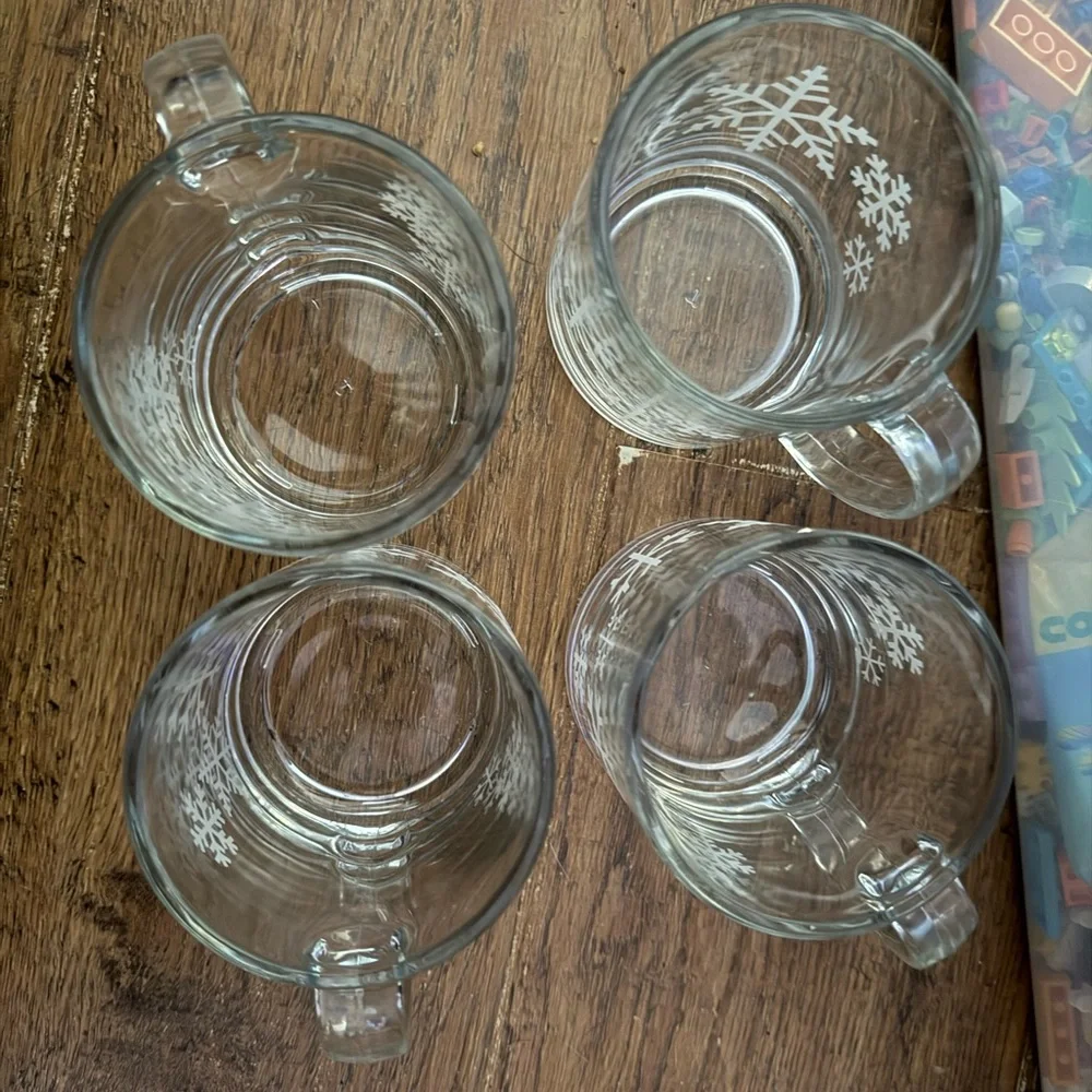 Crate & Barrel Clear Glass White Snowflake Winter Christmas Coffee Mugs USA set